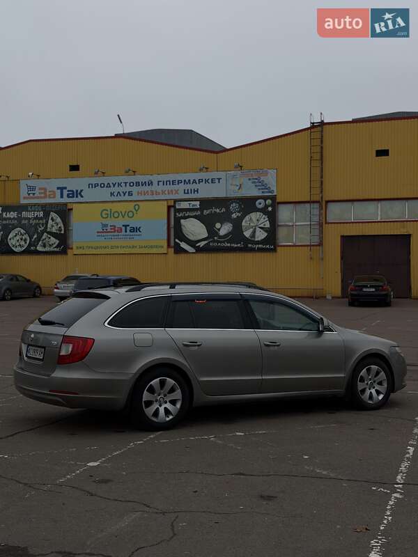 Універсал Skoda Superb 2012 в Житомирі