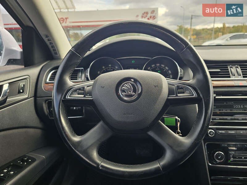 Лифтбек Skoda Superb 2013 в Запорожье