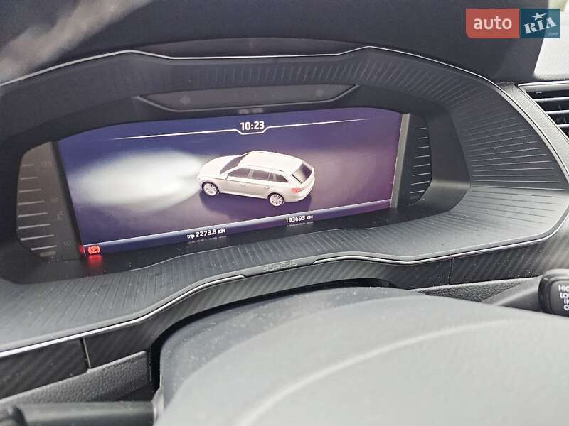 Універсал Skoda Superb 2020 в Вишгороді