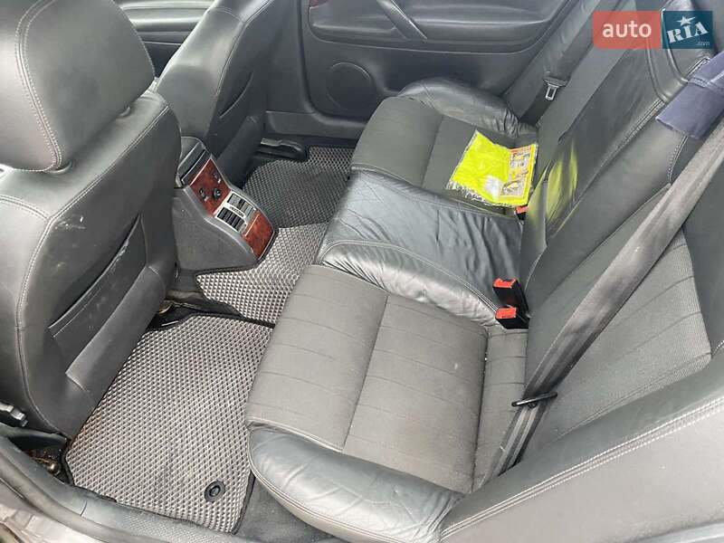 Ліфтбек Skoda Superb 2002 в Білій Церкві