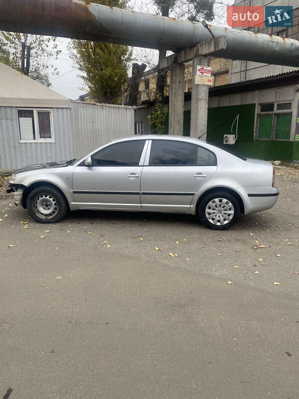 Лифтбек Skoda Superb 2008 в Киеве фото 4 Лифтбек Skoda Superb 2008 в Киеве