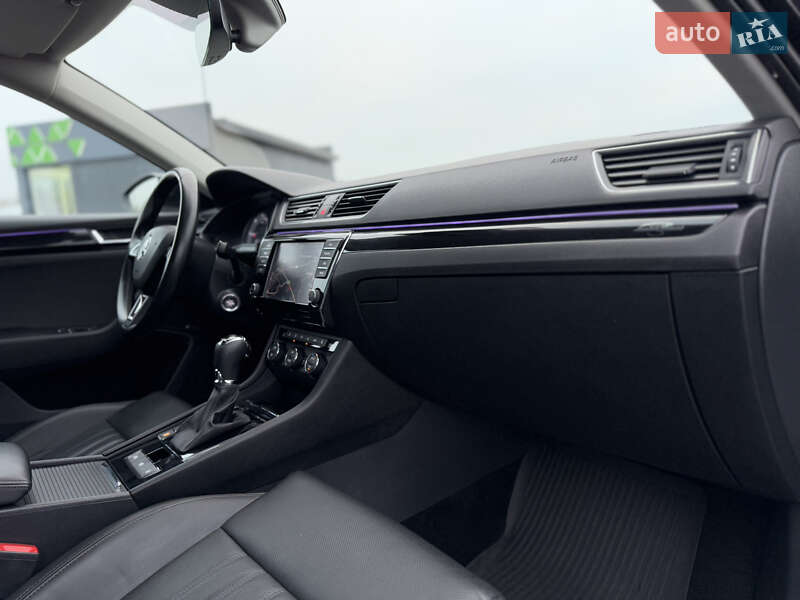 Лифтбек Skoda Superb 2017 в Луцке