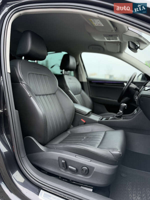 Лифтбек Skoda Superb 2017 в Луцке