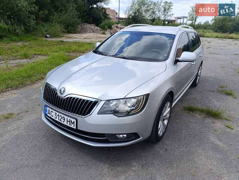 Універсал Skoda Superb 2013 в Ковелі