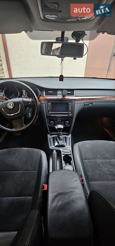 Універсал Skoda Superb 2012 в Тернополі