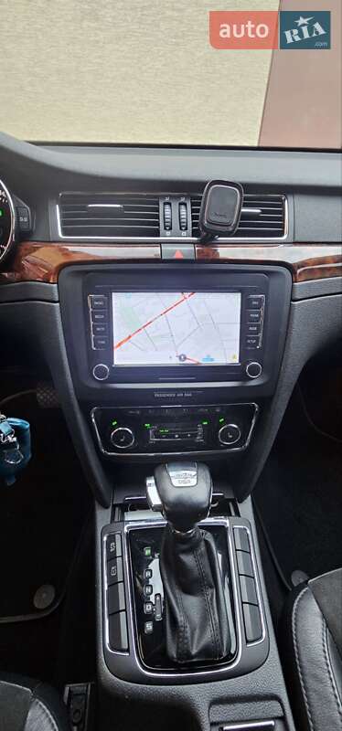 Універсал Skoda Superb 2012 в Тернополі