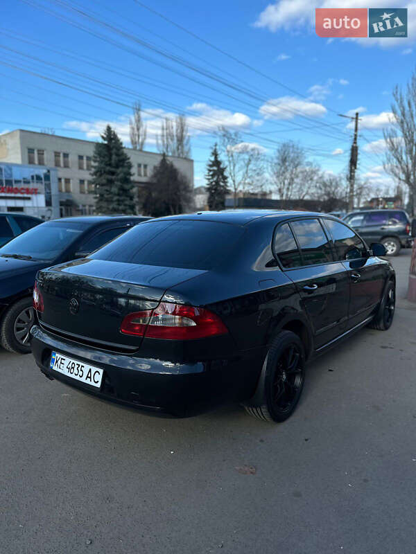 Лифтбек Skoda Superb 2012 в Кривом Роге
