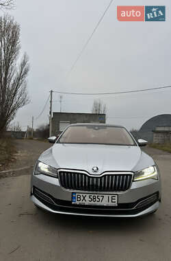 Ліфтбек Skoda Superb 2020 в Хмельницькому