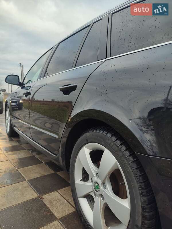 Універсал Skoda Superb 2012 в Самборі