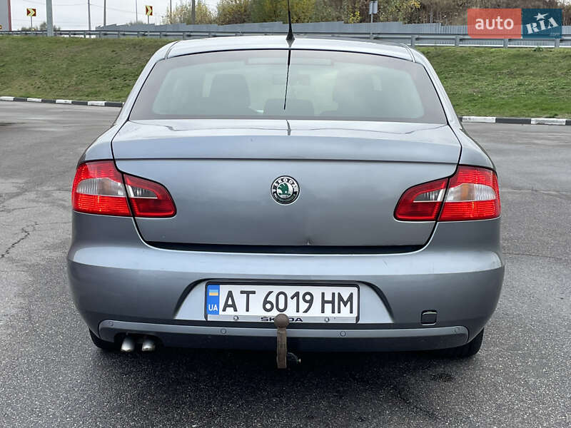 Лифтбек Skoda Superb 2009 в Киеве