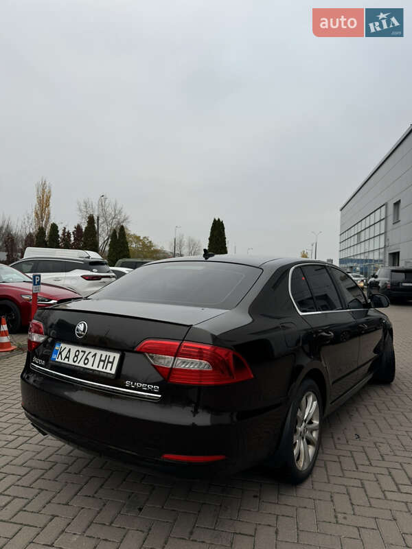 Ліфтбек Skoda Superb 2014 в Києві
