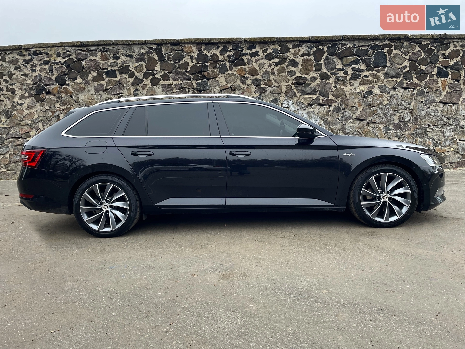 2017 Skoda Superb - мініатюра 16