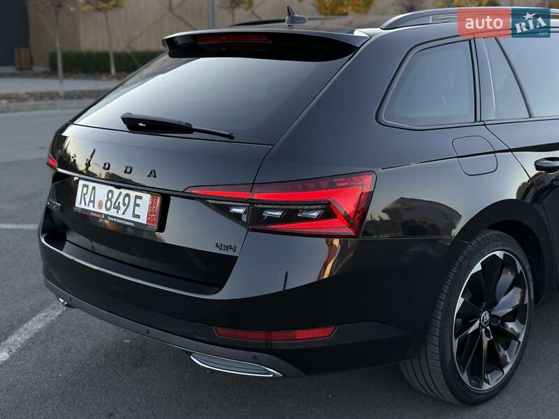Універсал Skoda Superb 2020 в Мукачевому