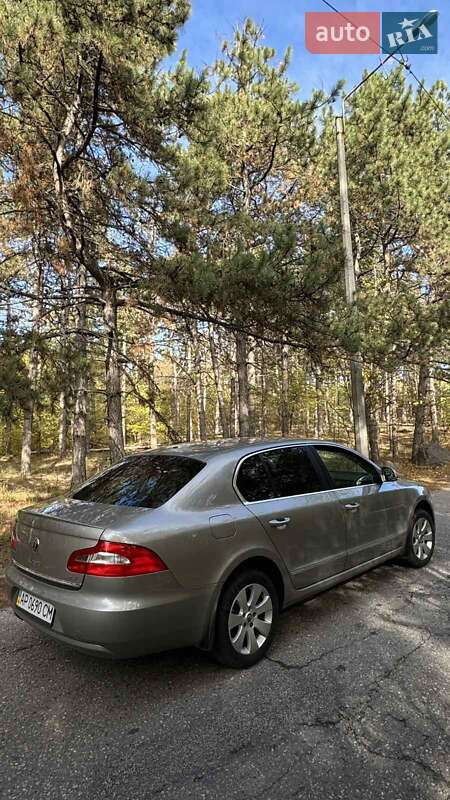 Лифтбек Skoda Superb 2013 в Запорожье
