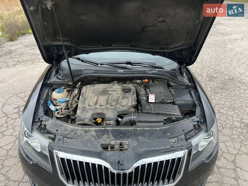 Ліфтбек Skoda Superb 2014 в Вінниці
