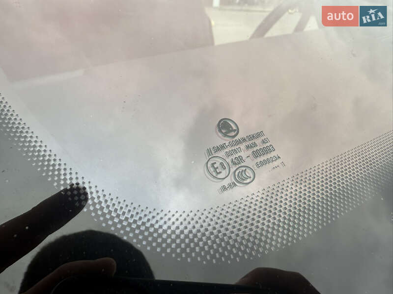 Лифтбек Skoda Superb 2021 в Луцке