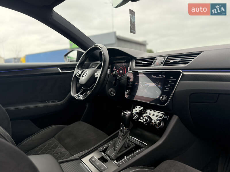 Лифтбек Skoda Superb 2021 в Луцке