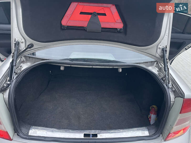 Ліфтбек Skoda Superb 2007 в Рівному