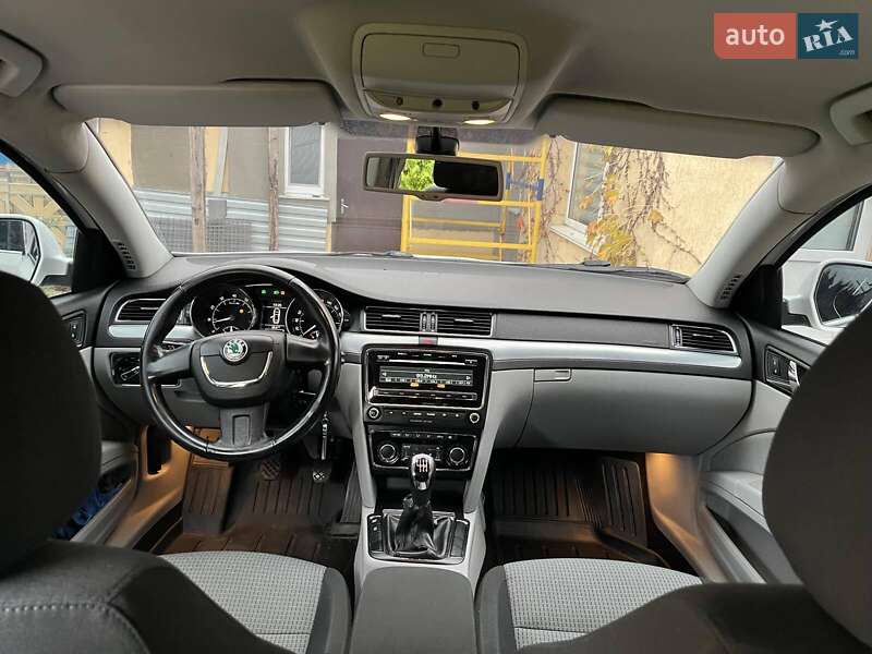 Ліфтбек Skoda Superb 2008 в Миколаєві
