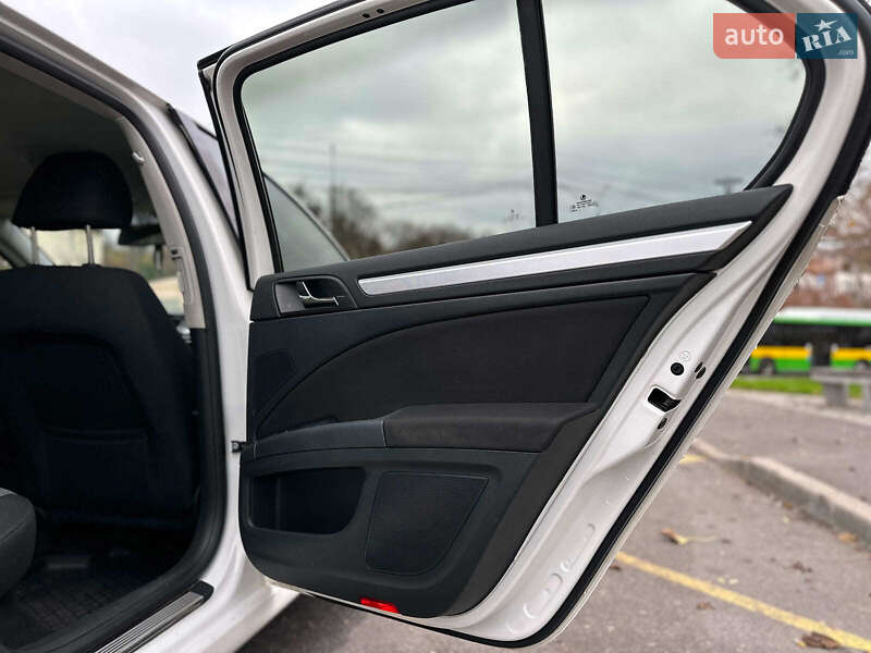 Лифтбек Skoda Superb 2012 в Виннице фото 24 Лифтбек Skoda Superb 2012 в Виннице