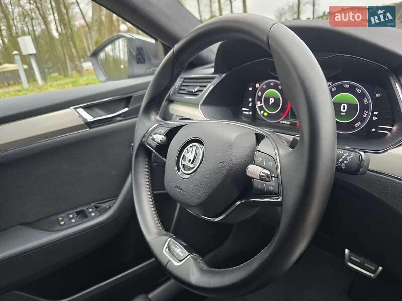 Ліфтбек Skoda Superb 2021 в Ковелі