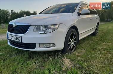 Універсал Skoda Superb 2012 в Києві
