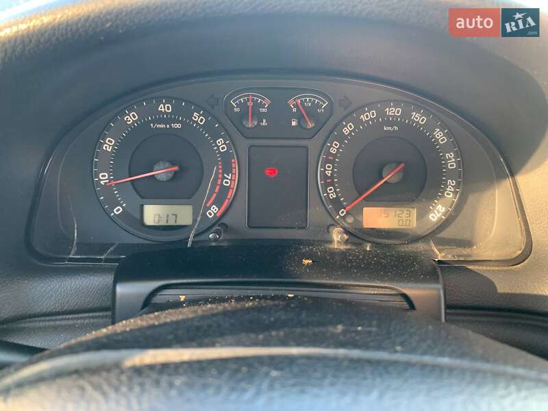 Лифтбек Skoda Superb 2005 в Коломые