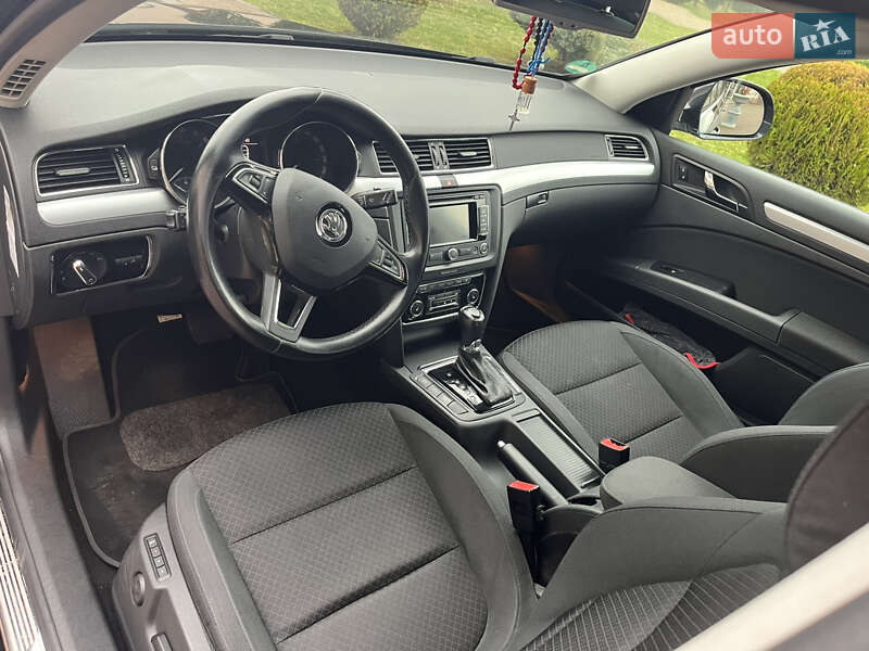 Універсал Skoda Superb 2014 в Стрию