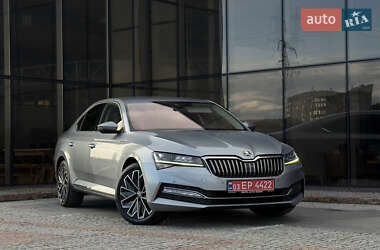 Лифтбек Skoda Superb 2022 в Мукачево