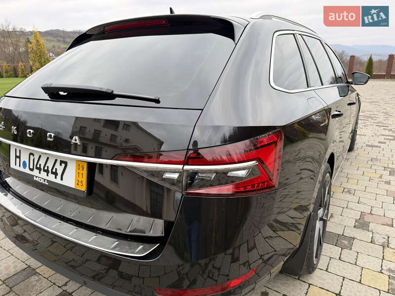 Універсал Skoda Superb 2021 в Сваляві