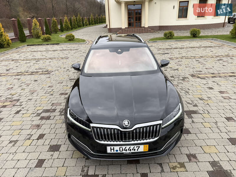 Універсал Skoda Superb 2021 в Сваляві