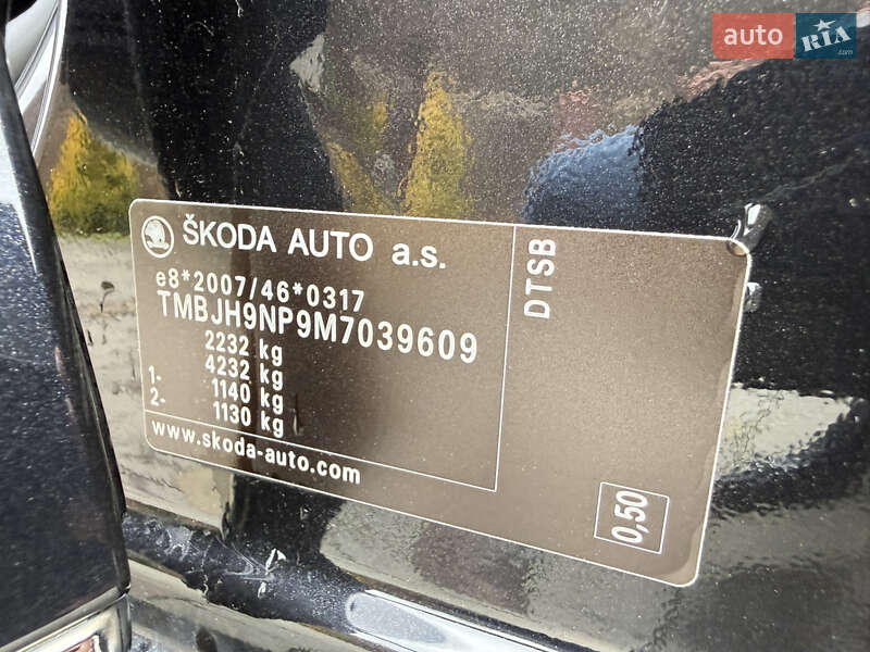 Універсал Skoda Superb 2021 в Сваляві