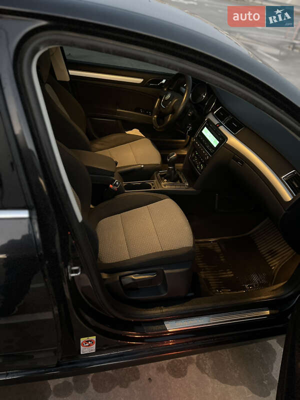 Лифтбек Skoda Superb 2011 в Киеве фото 13 Лифтбек Skoda Superb 2011 в Киеве