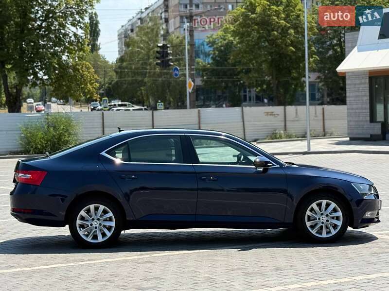 Лифтбек Skoda Superb 2015 в Кривом Роге фото 16 Лифтбек Skoda Superb 2015 в Кривом Роге