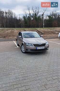 Лифтбек Skoda Superb 2013 в Ирпене