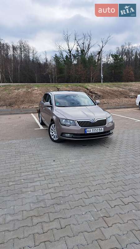 Skoda Superb 2013