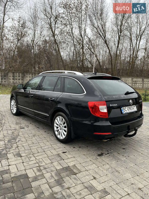 Універсал Skoda Superb 2013 в Кореці фото 6 Універсал Skoda Superb 2013 в Кореці
