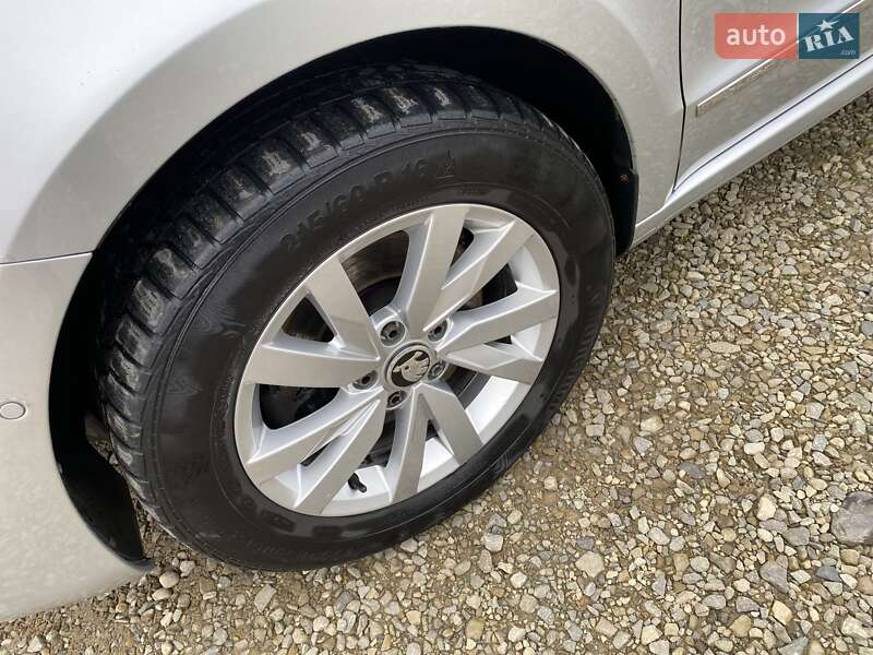 Лифтбек Skoda Superb 2014 в Хусте фото 18 Лифтбек Skoda Superb 2014 в Хусте