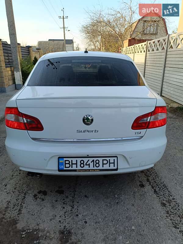 Лифтбек Skoda Superb 2010 в Одессе фото 3 Лифтбек Skoda Superb 2010 в Одессе