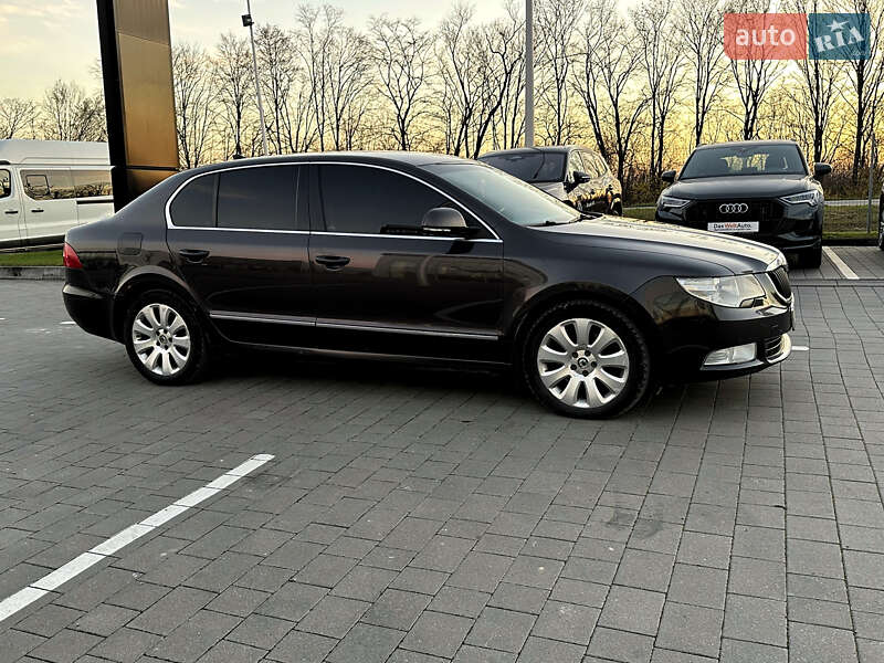 Ліфтбек Skoda Superb 2009 в Івано-Франківську фото 2 Ліфтбек Skoda Superb 2009 в Івано-Франківську