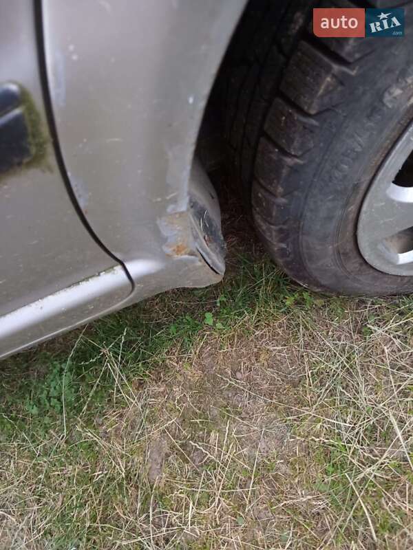 Лифтбек Skoda Superb 2003 в Герце