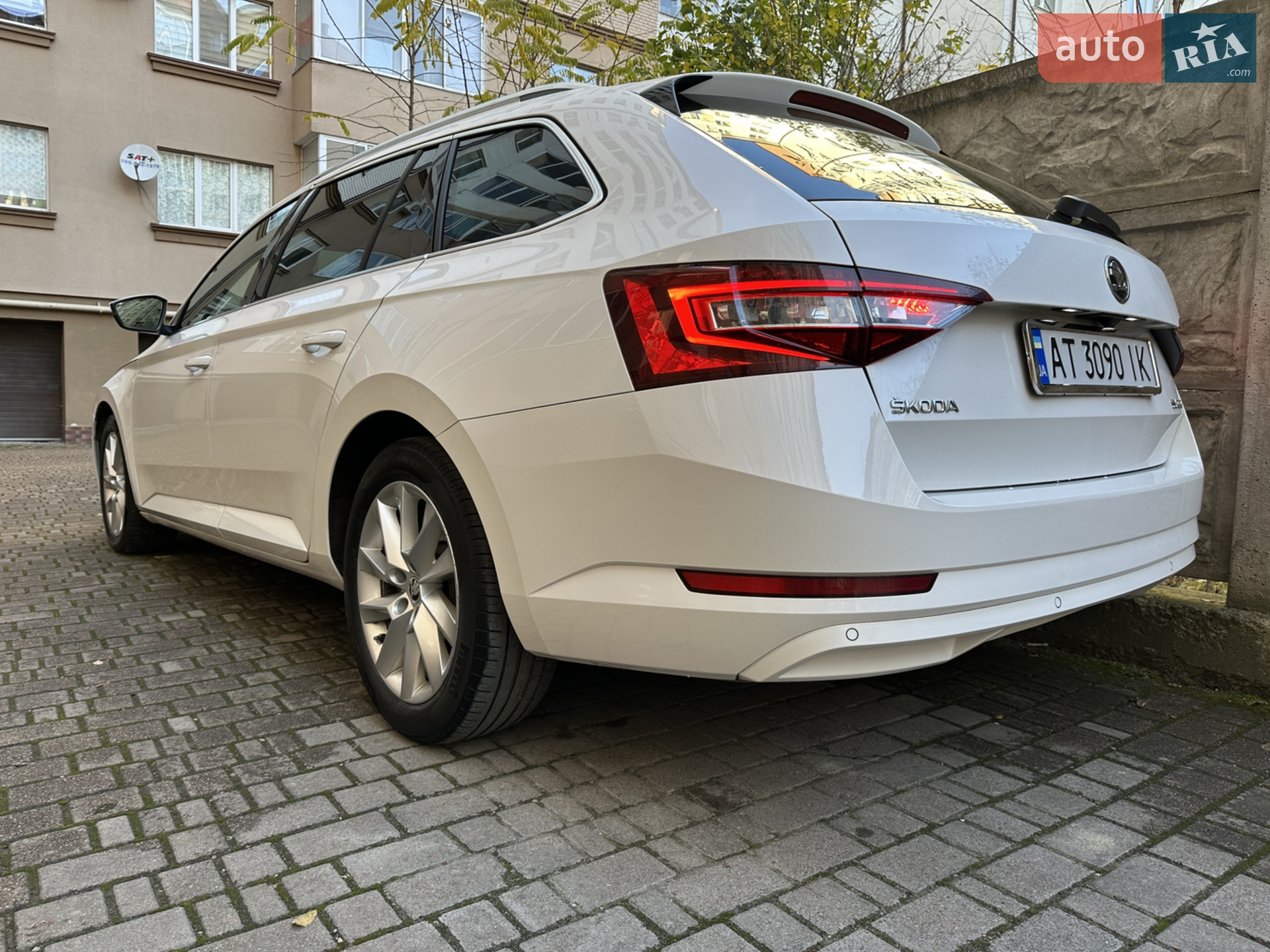 2016 Skoda Superb - мініатюра 4