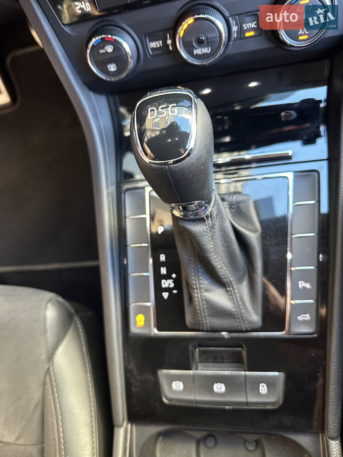 2016 Skoda Superb - мініатюра 14