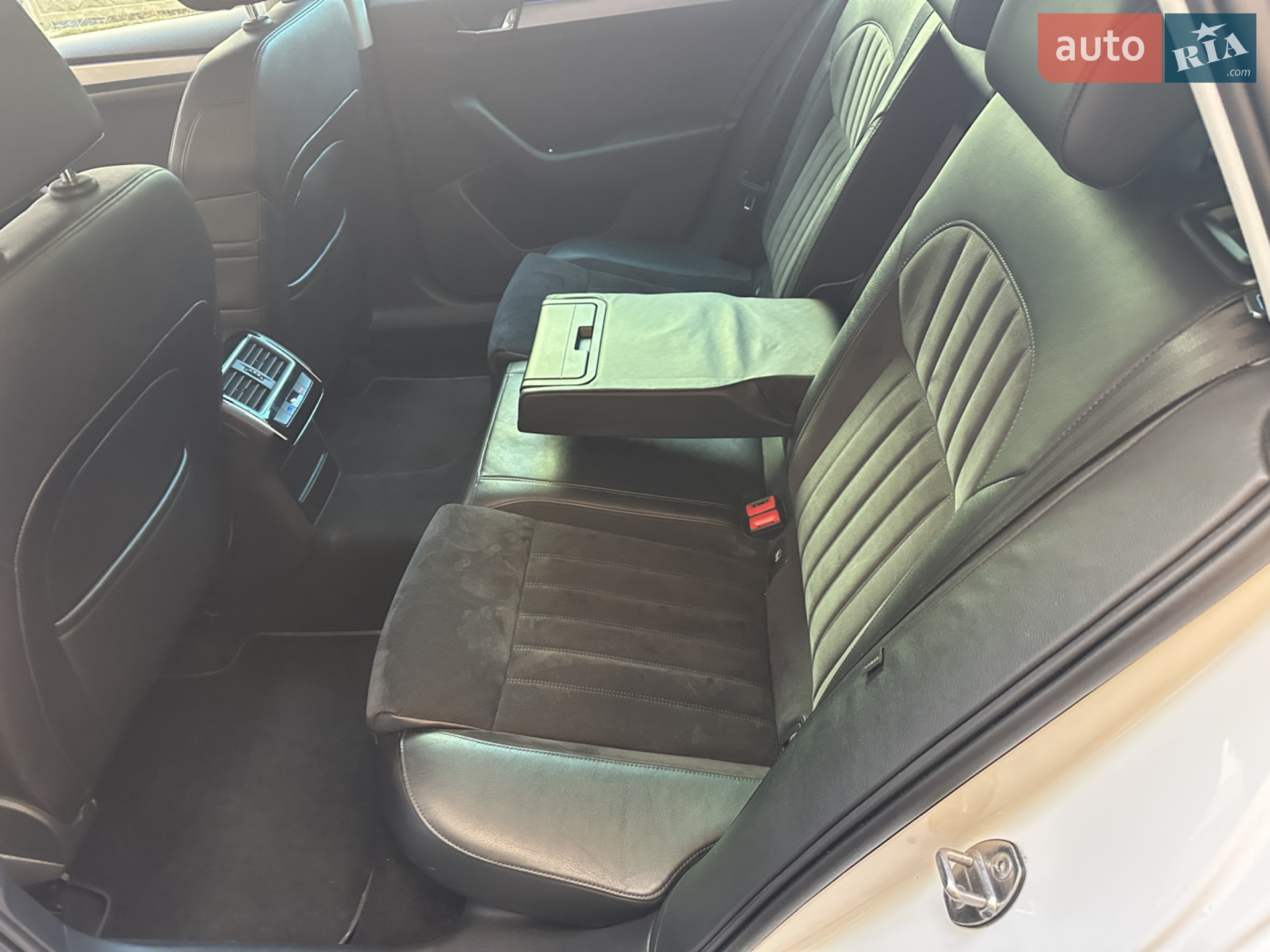 2016 Skoda Superb - мініатюра 28