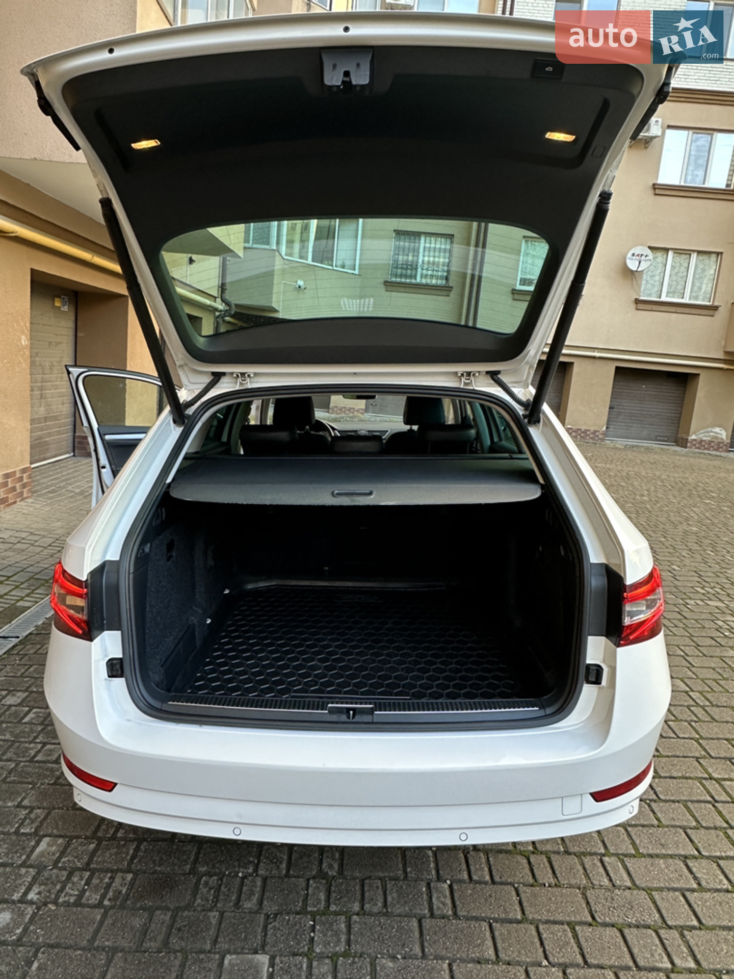 2016 Skoda Superb - мініатюра 40