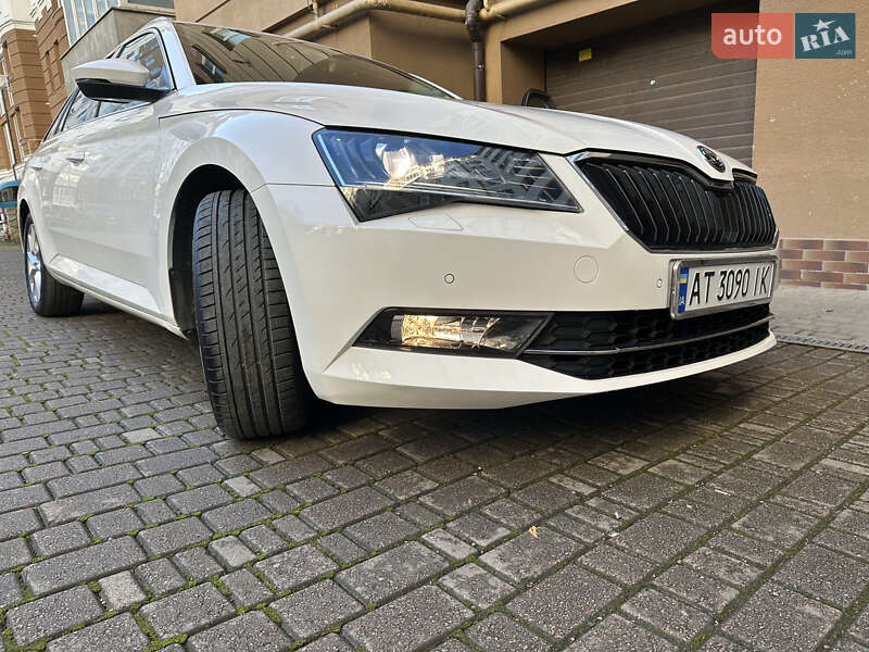Універсал Skoda Superb 2016 в Івано-Франківську