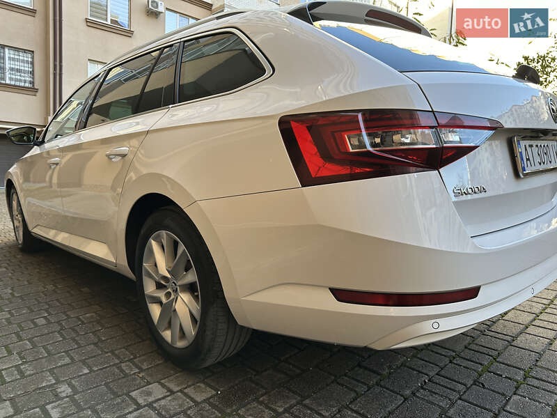 Універсал Skoda Superb 2016 в Івано-Франківську