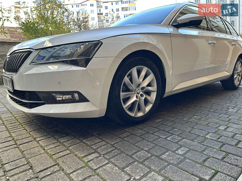Універсал Skoda Superb 2016 в Івано-Франківську