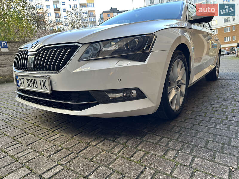 Універсал Skoda Superb 2016 в Івано-Франківську