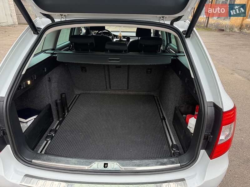 Універсал Skoda Superb 2014 в Києві